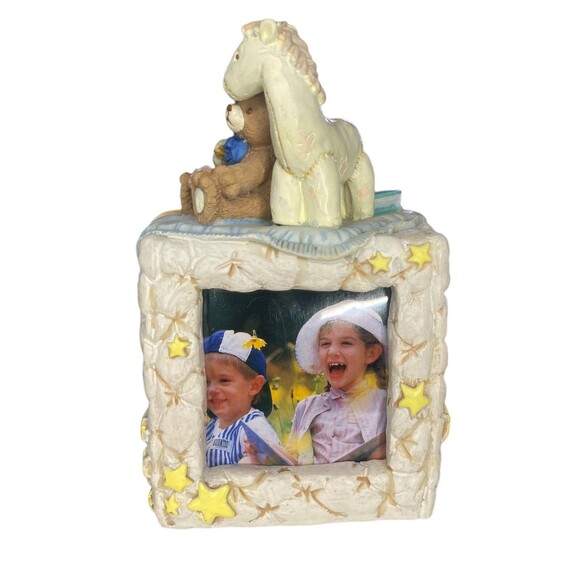 Music Box Musical Cube Picture Frame - Reading Bear - Plays “It’s A Small World” - Picture 3 of 12